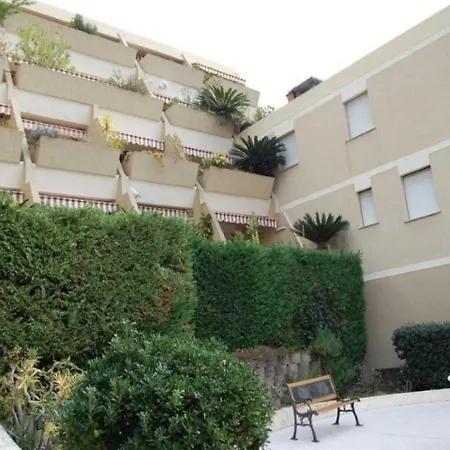 Daire Agreable Studio Au Calme Avec Piscine Et Parking Menton